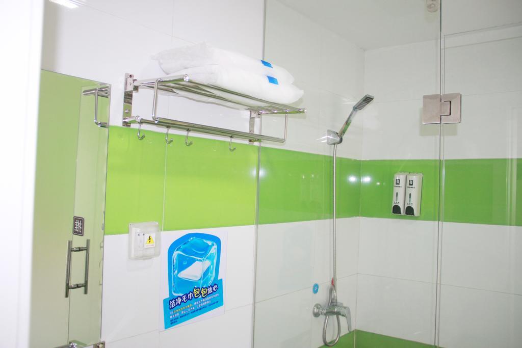 7Days Inn Guangzhou Gangding Longkou XI Road Canton Extérieur photo