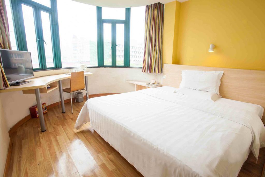 7Days Inn Guangzhou Gangding Longkou XI Road Canton Chambre photo