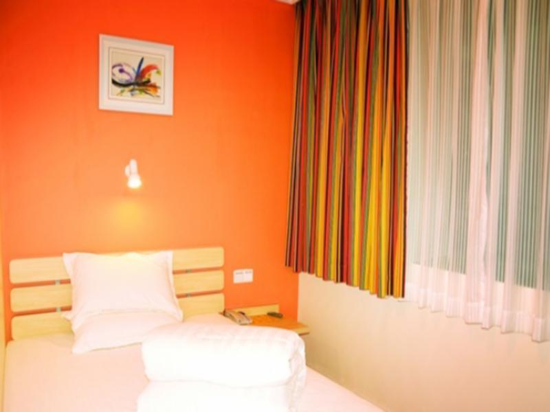 7Days Inn Guangzhou Gangding Longkou XI Road Canton Extérieur photo